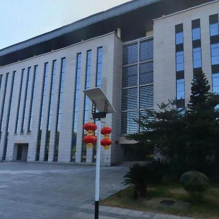 Leisure Hotel Dongguan  Exterior photo