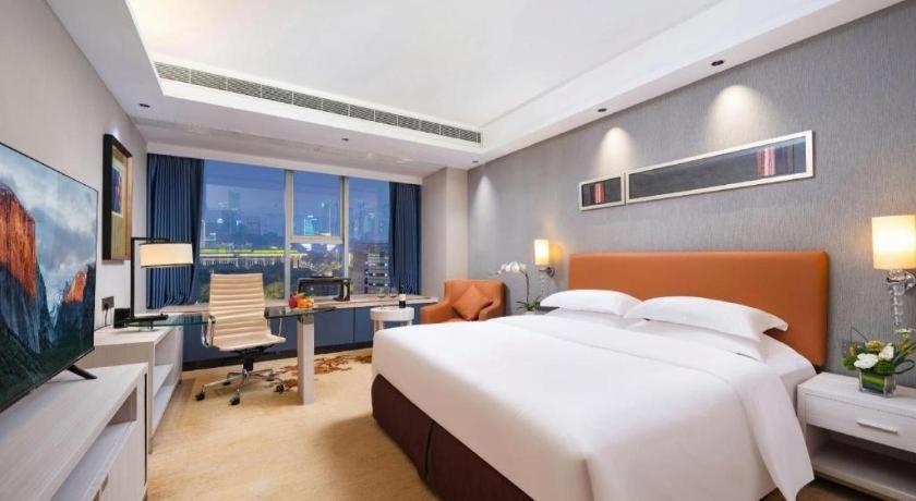 Leisure Hotel Dongguan  Exterior photo