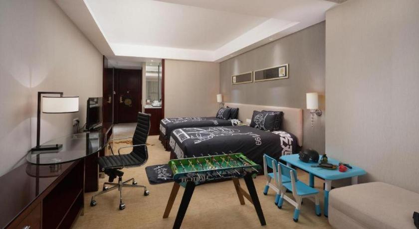 Leisure Hotel Dongguan  Exterior photo
