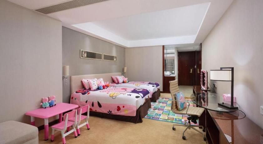 Leisure Hotel Dongguan  Exterior photo