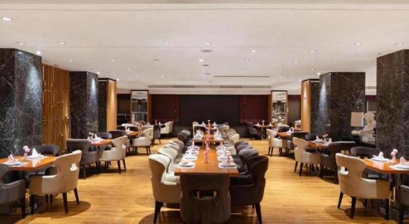 Leisure Hotel Dongguan  Exterior photo